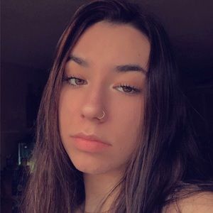 Meet your Posher, Ari